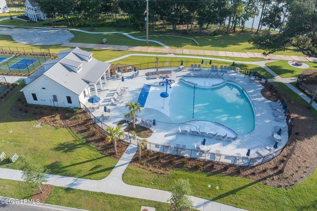 1104 Salty Hammock Court, Beaufort, SC 29902
