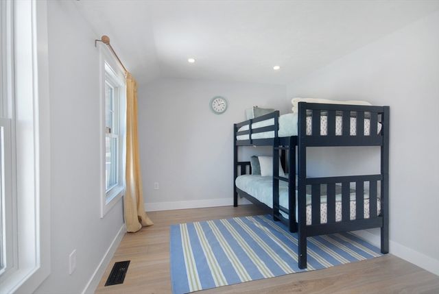 36 Canna Dr, Shrewsbury, MA 01545