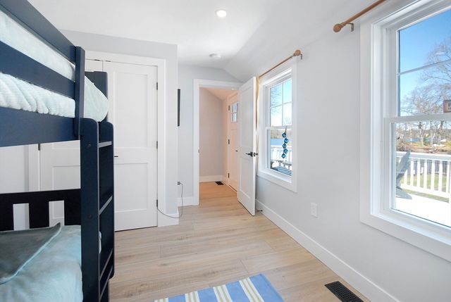 36 Canna Dr, Shrewsbury, MA 01545