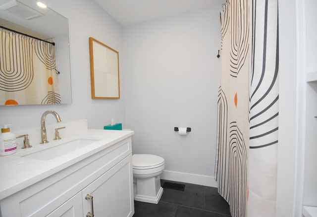 36 Canna Dr, Shrewsbury, MA 01545