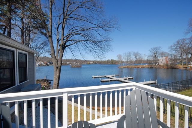 36 Canna Dr, Shrewsbury, MA 01545