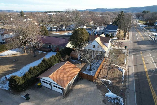 320 Wisconsin Avenue, Boscobel, WI 53805