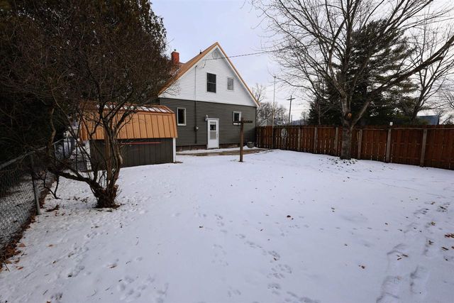 320 Wisconsin Avenue, Boscobel, WI 53805