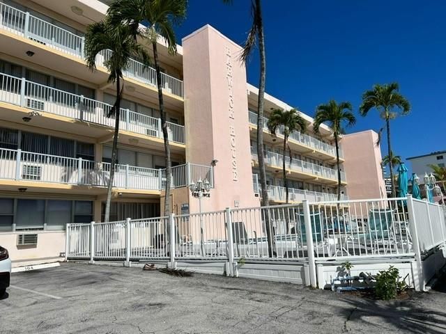 625 Antioch Avenue 107, Fort Lauderdale, FL 33304