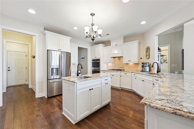 3638 Cresswind Parkway, Gainesville, GA 30504