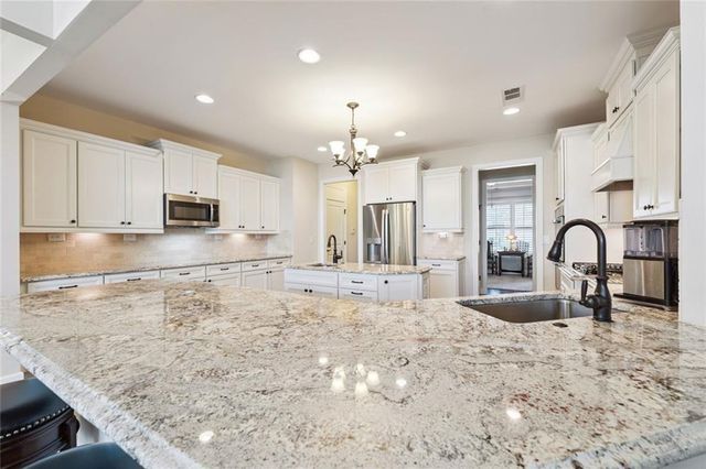 3638 Cresswind Parkway, Gainesville, GA 30504