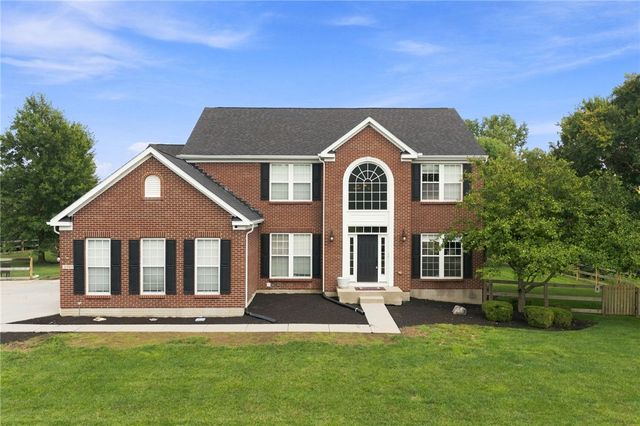 1707 Rock Rose Court, Turtlecreek Twp, OH 45036