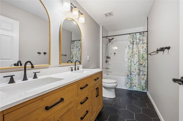 1707 Rock Rose Court, Turtlecreek Twp, OH 45036