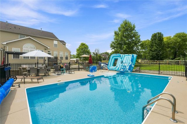 1707 Rock Rose Court, Turtlecreek Twp, OH 45036