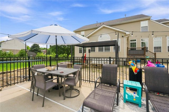 1707 Rock Rose Court, Turtlecreek Twp, OH 45036