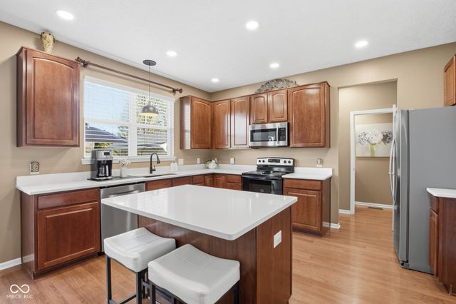7410 Giroud Drive, Indianapolis, IN 46259