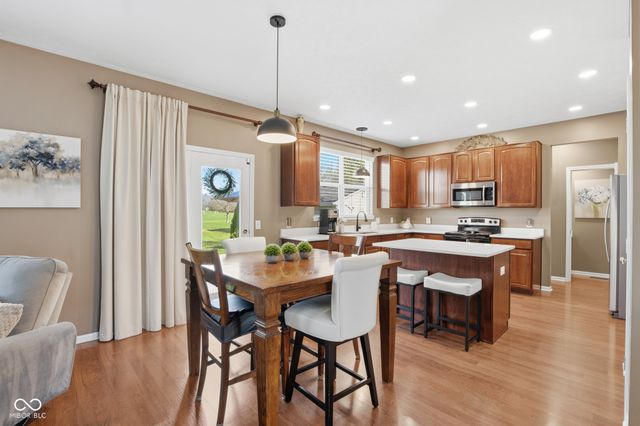 7410 Giroud Drive, Indianapolis, IN 46259