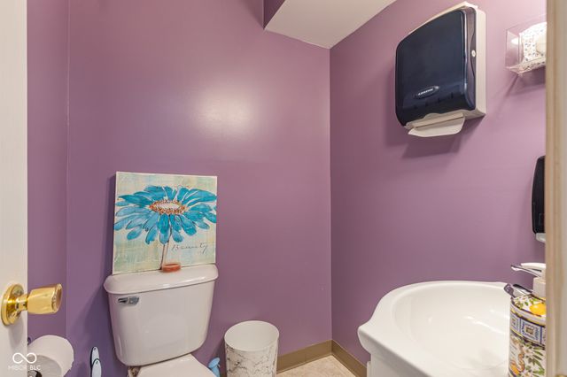 7410 Giroud Drive, Indianapolis, IN 46259