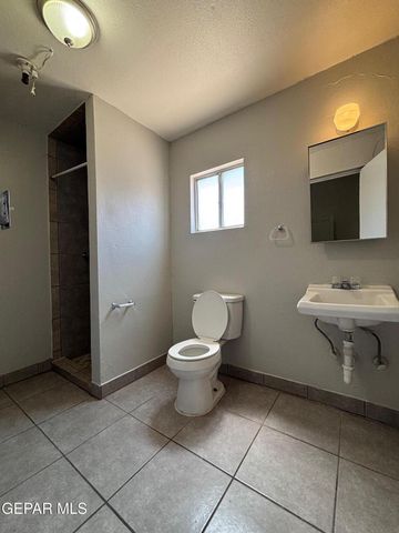 813 N Virginia Street 1, El Paso, TX 79902