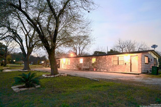 1129 Shadwell Dr, San Antonio, TX 78228