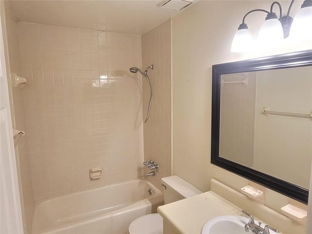 5323 11TH ST CIRCLE E, Bradenton, FL 34203