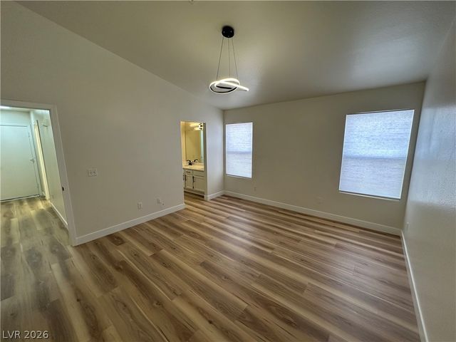 1833 Cedar Bluffs Way, Las Vegas, NV 89128