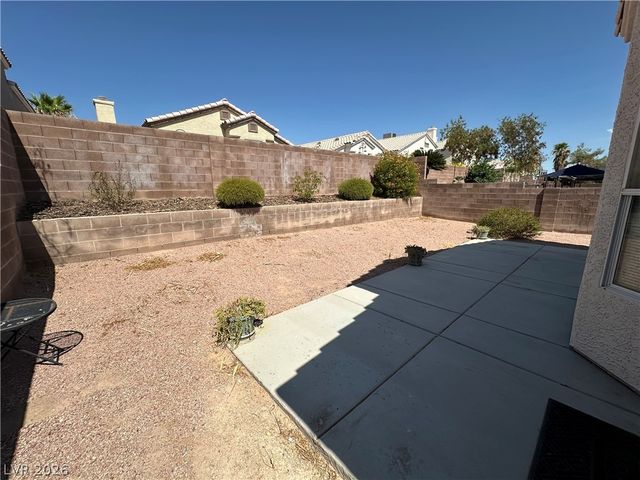 1833 Cedar Bluffs Way, Las Vegas, NV 89128