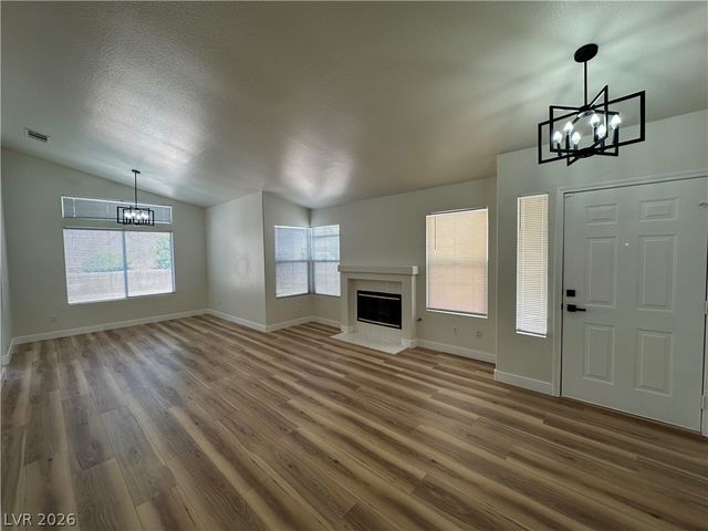 1833 Cedar Bluffs Way, Las Vegas, NV 89128