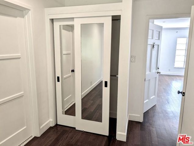 1882 El Cerrito, Los Angeles, CA 90068