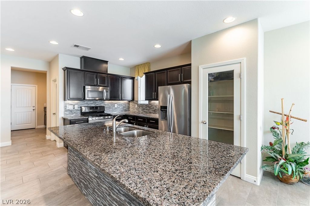 2589 Champagne Topaz Lane, Las Vegas, NV 89120 — photo 5