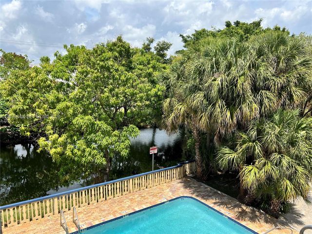 4301 S Tamiami Canal Drive 3-314, Miami, FL 33126