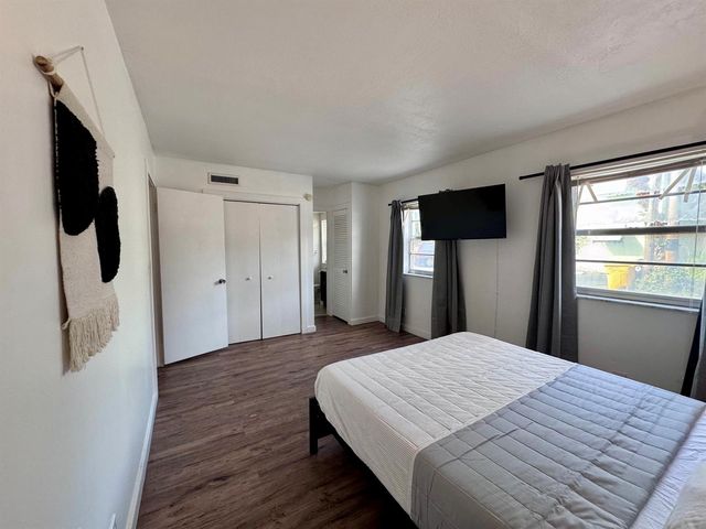 202 Lucerne Avenue Unit 12, Lake Worth Beach, FL 33460