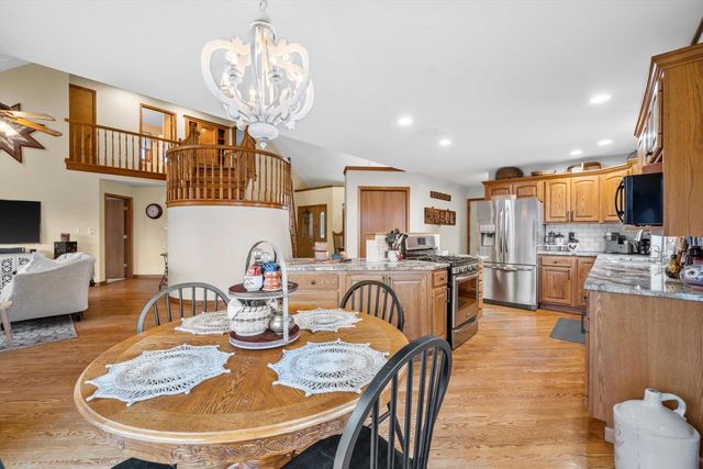 820 172nd AVENUE, Union Grove, WI 53182