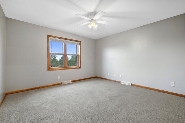 820 172nd AVENUE, Union Grove, WI 53182