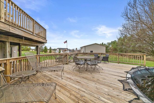 820 172nd AVENUE, Union Grove, WI 53182