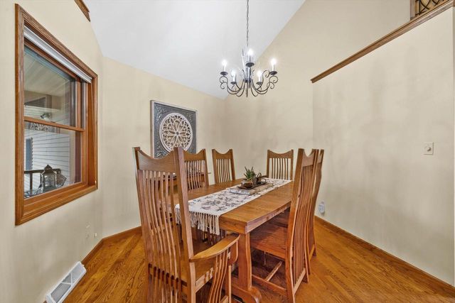 820 172nd AVENUE, Union Grove, WI 53182