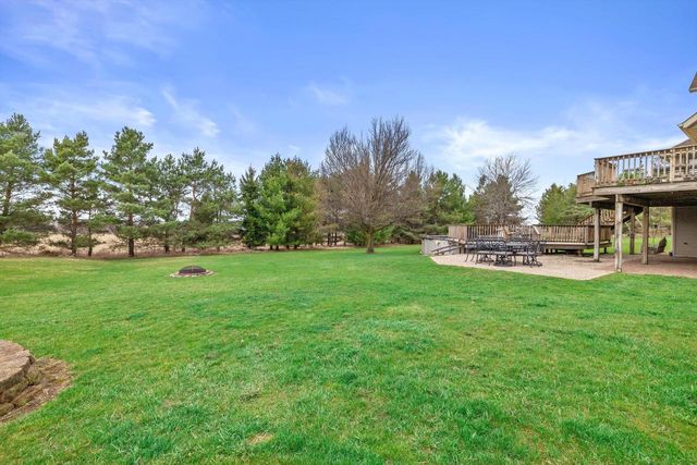 820 172nd AVENUE, Union Grove, WI 53182