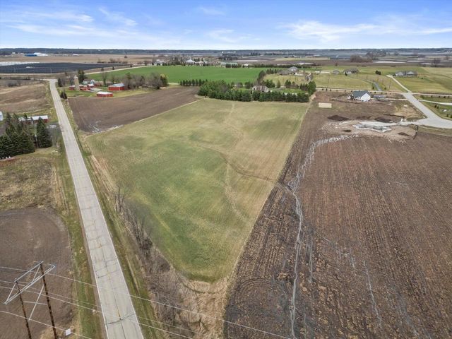 820 172nd AVENUE, Union Grove, WI 53182