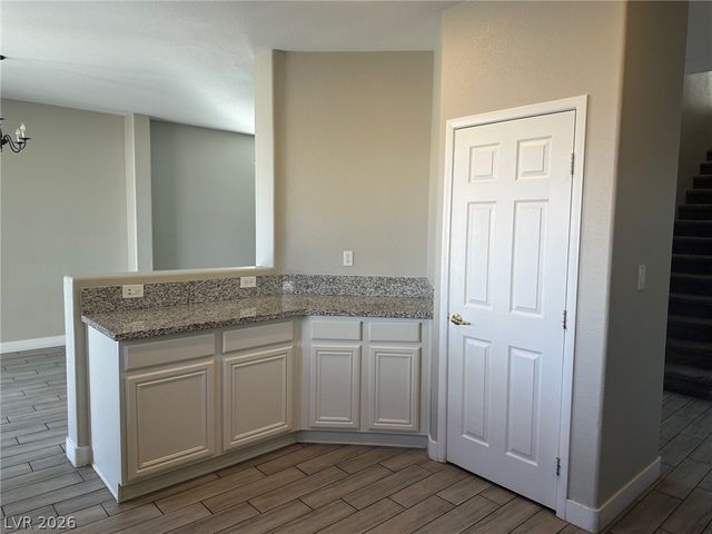 6472 Blue Iris Court, Las Vegas, NV 89141