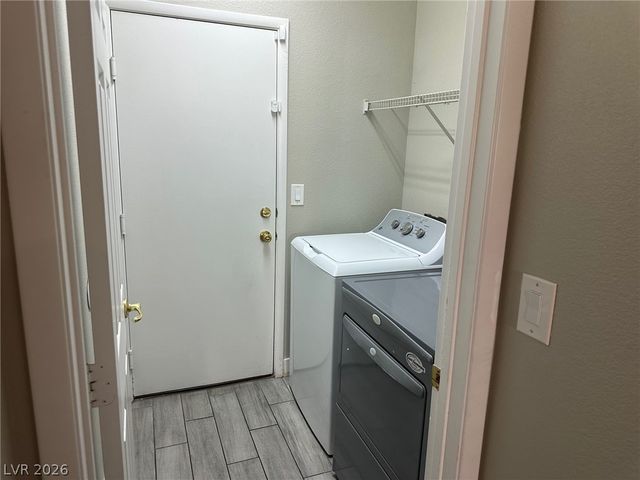 6472 Blue Iris Court, Las Vegas, NV 89141