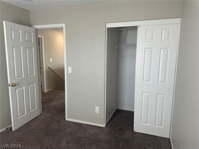 6472 Blue Iris Court, Las Vegas, NV 89141