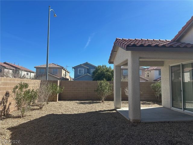 6472 Blue Iris Court, Las Vegas, NV 89141