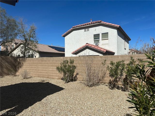 6472 Blue Iris Court, Las Vegas, NV 89141