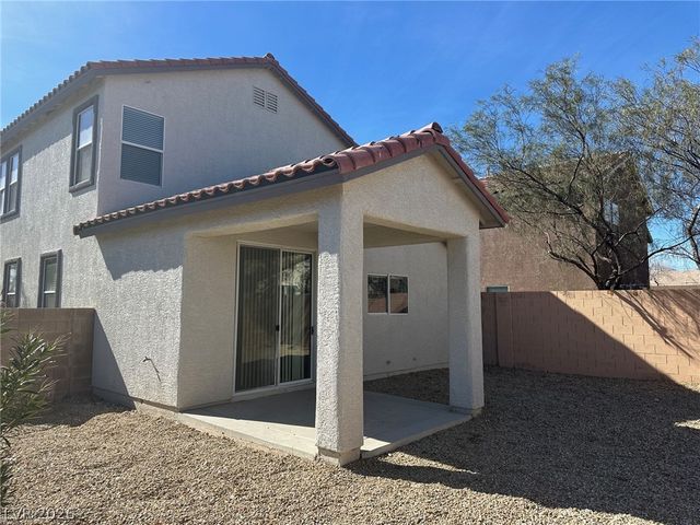 6472 Blue Iris Court, Las Vegas, NV 89141