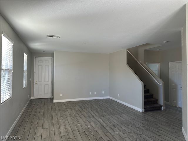 6472 Blue Iris Court, Las Vegas, NV 89141