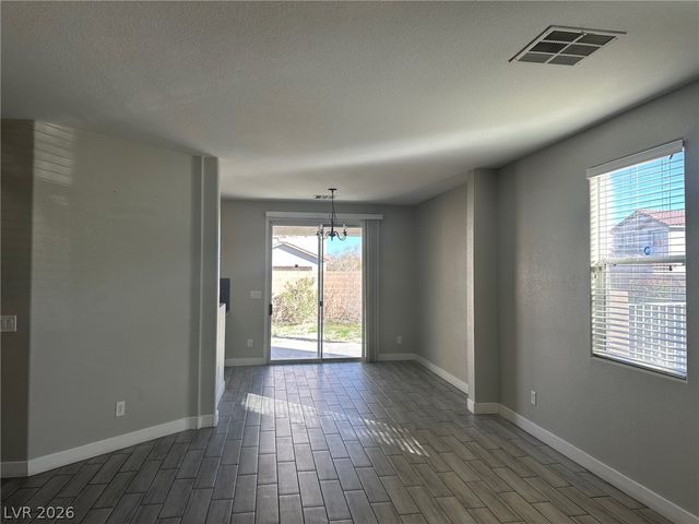 6472 Blue Iris Court, Las Vegas, NV 89141