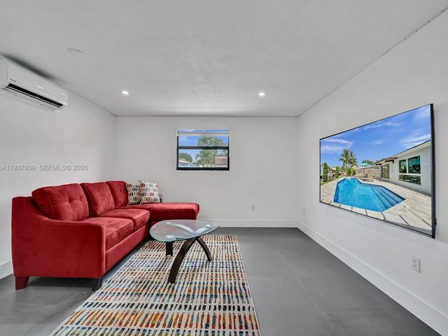 1108 Tangelo Isle, Fort Lauderdale, FL 33315