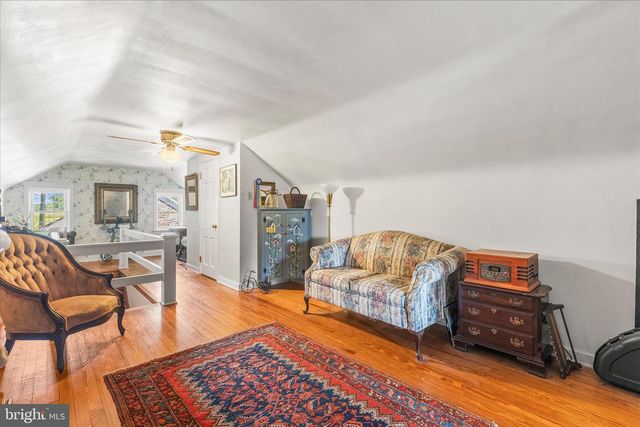 1974 MEADOW LN, Spring Grove, PA 17362