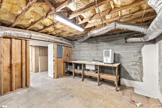 205 Hillpine Drive, Simpsonville, SC 29681