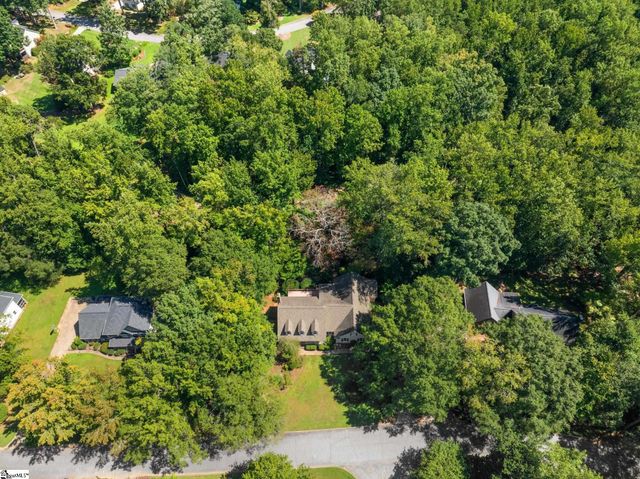 205 Hillpine Drive, Simpsonville, SC 29681