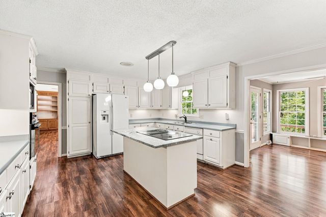 205 Hillpine Drive, Simpsonville, SC 29681