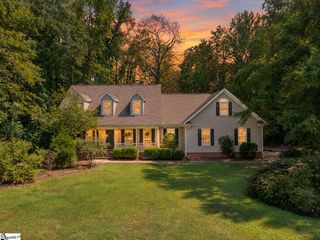 205 Hillpine Drive, Simpsonville, SC 29681