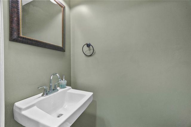 5 Bramblewood Lane, Penfield, NY 14526