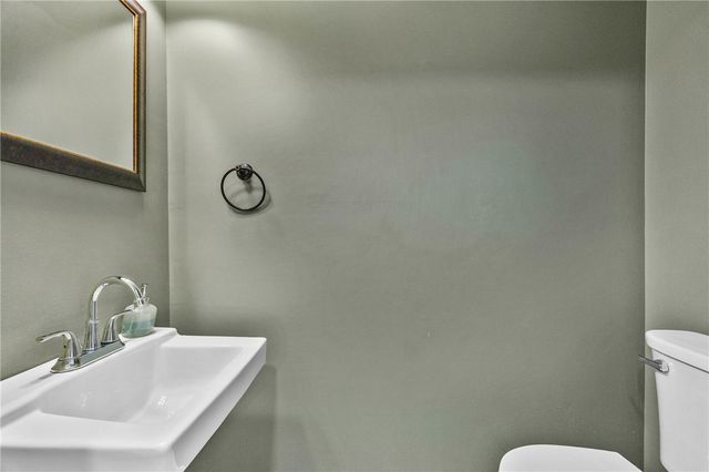 5 Bramblewood Lane, Penfield, NY 14526