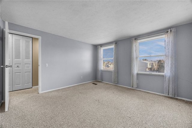 5 Bramblewood Lane, Penfield, NY 14526